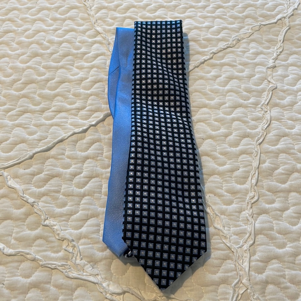 Tommy Hilfiger tie